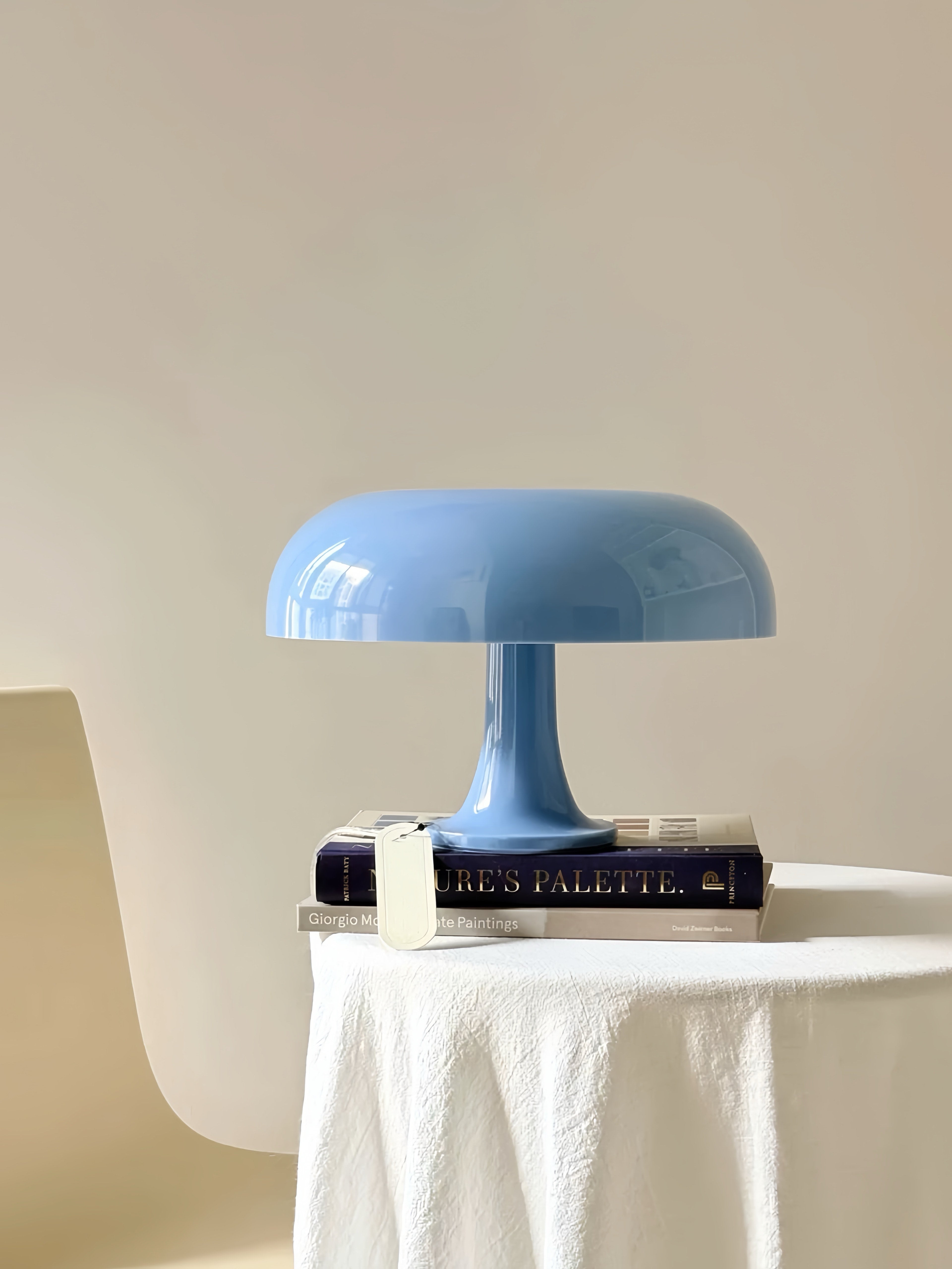 Retro Mushroom Table Lamp | Glossy Dome Light