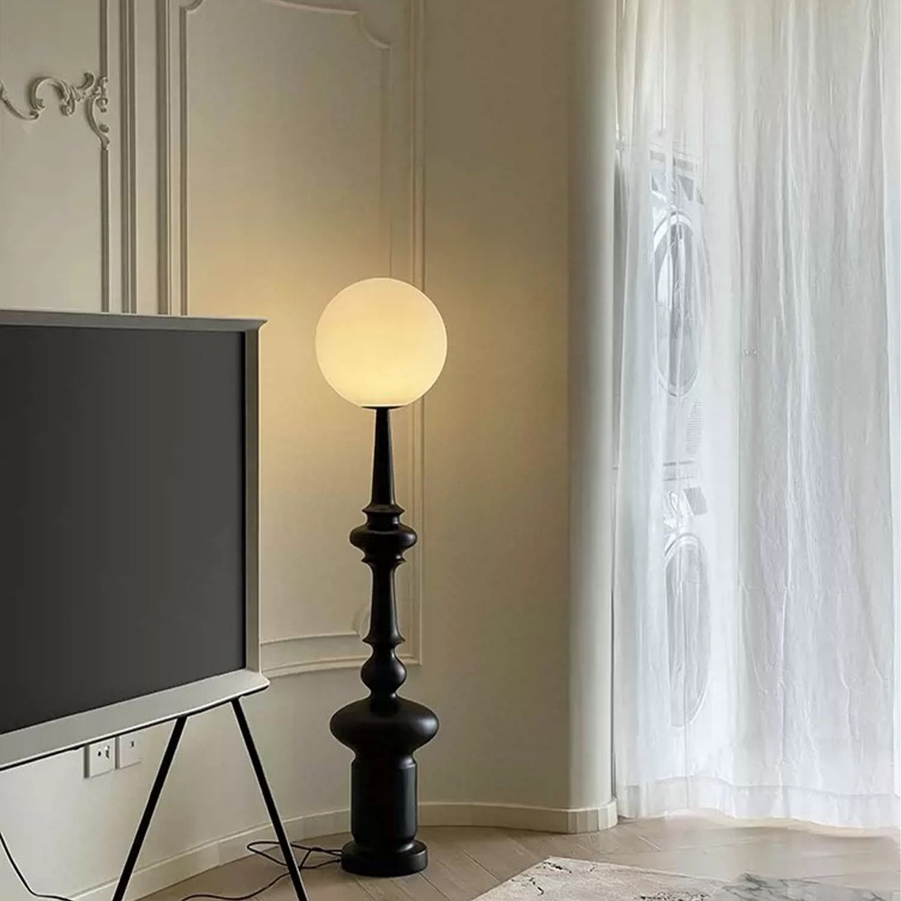 Sculptural Globe Floor Lamp – Modern Black Statement Lighting | Moora Furniture