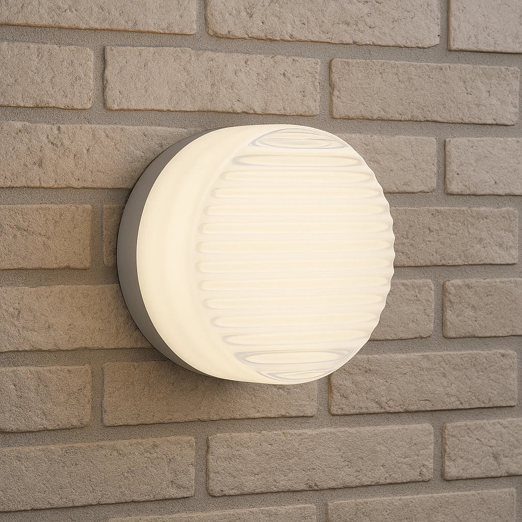 Halo – Dimmable Glass LED Wall Lamp